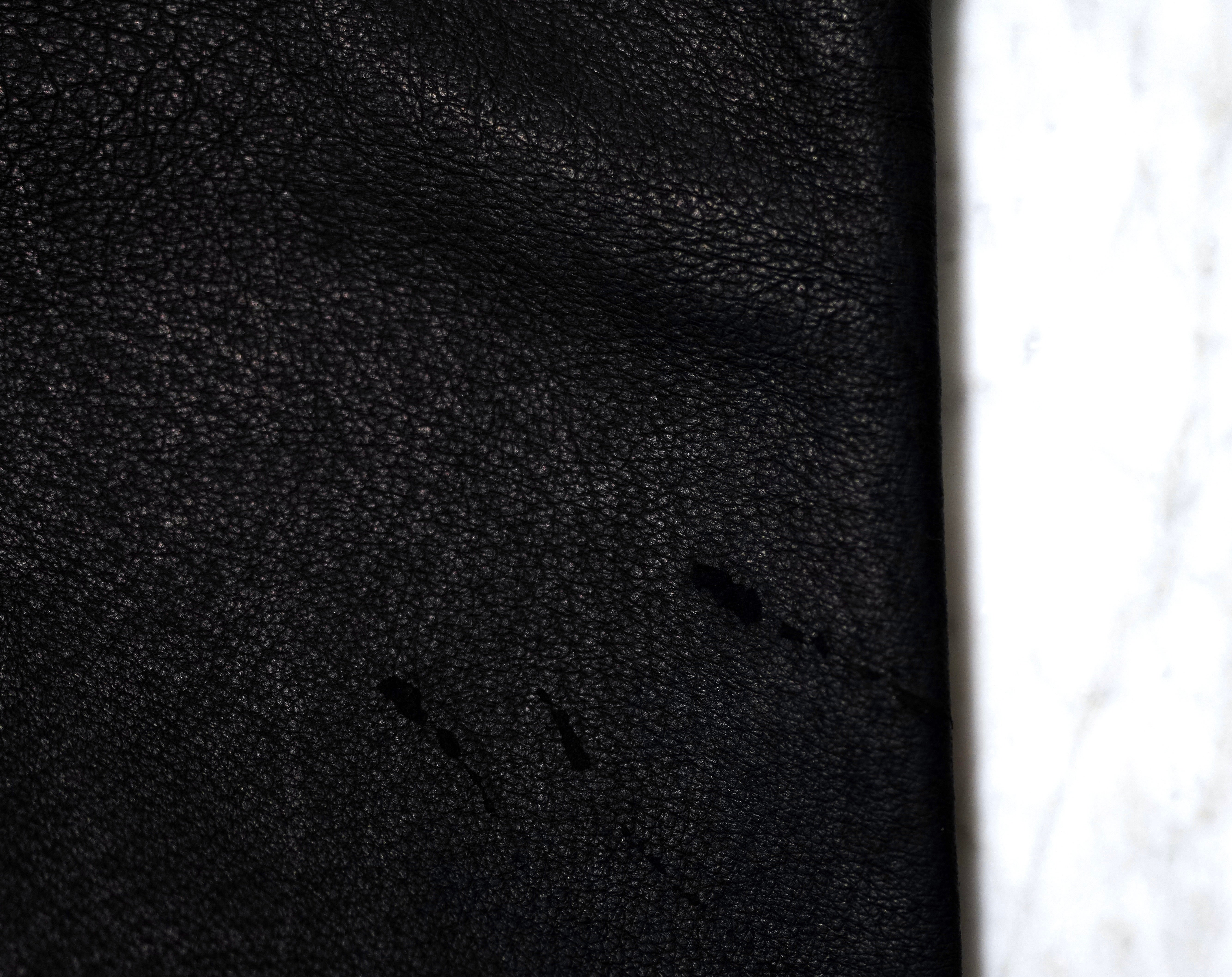 【希少】Sirito M black mitis porcus leather Sirito M black mitis porcus leather by Algernon | SHINYA