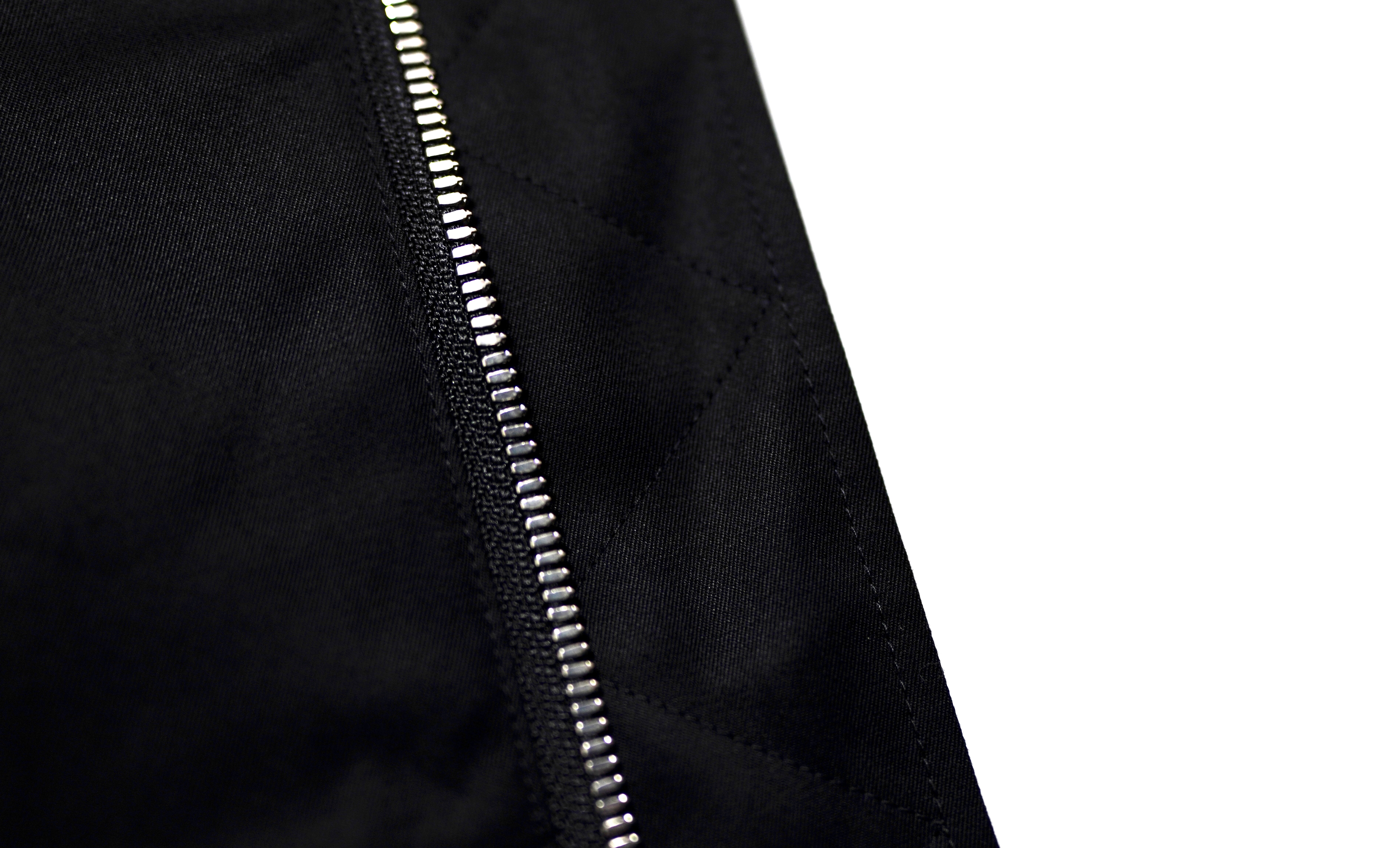 Reventon black adamas gabardine | SHINYA