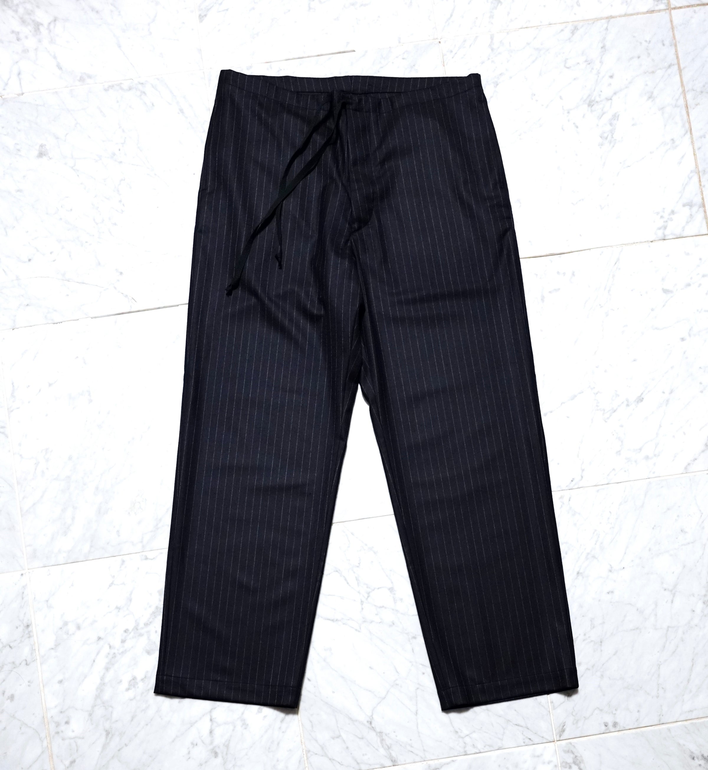 Alluka dark navy stripe wool serge by Algernon | SHINYA Alluka dark navy stripe wool serge by Algernon | SHINYA
