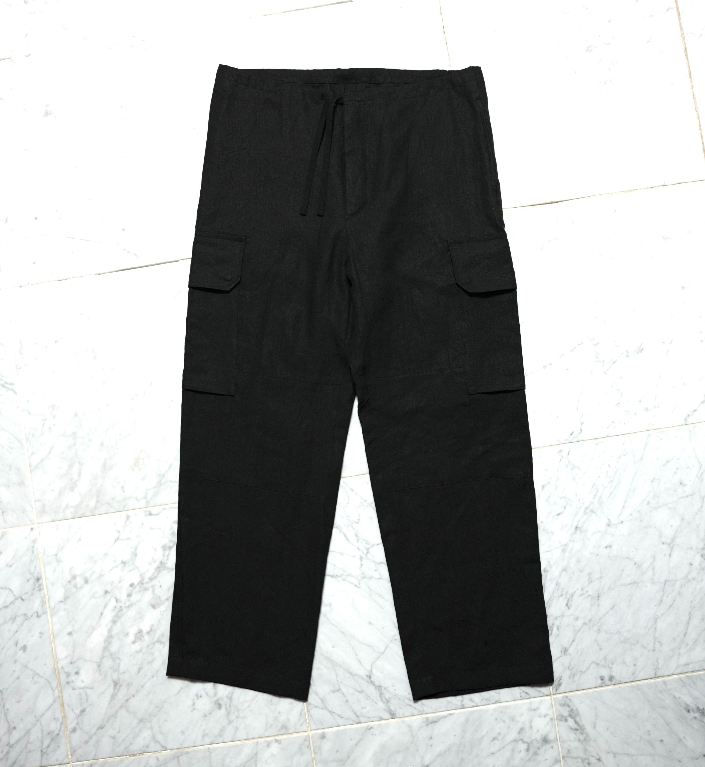 Augus black sidhe linen by Algernon | SHINYA