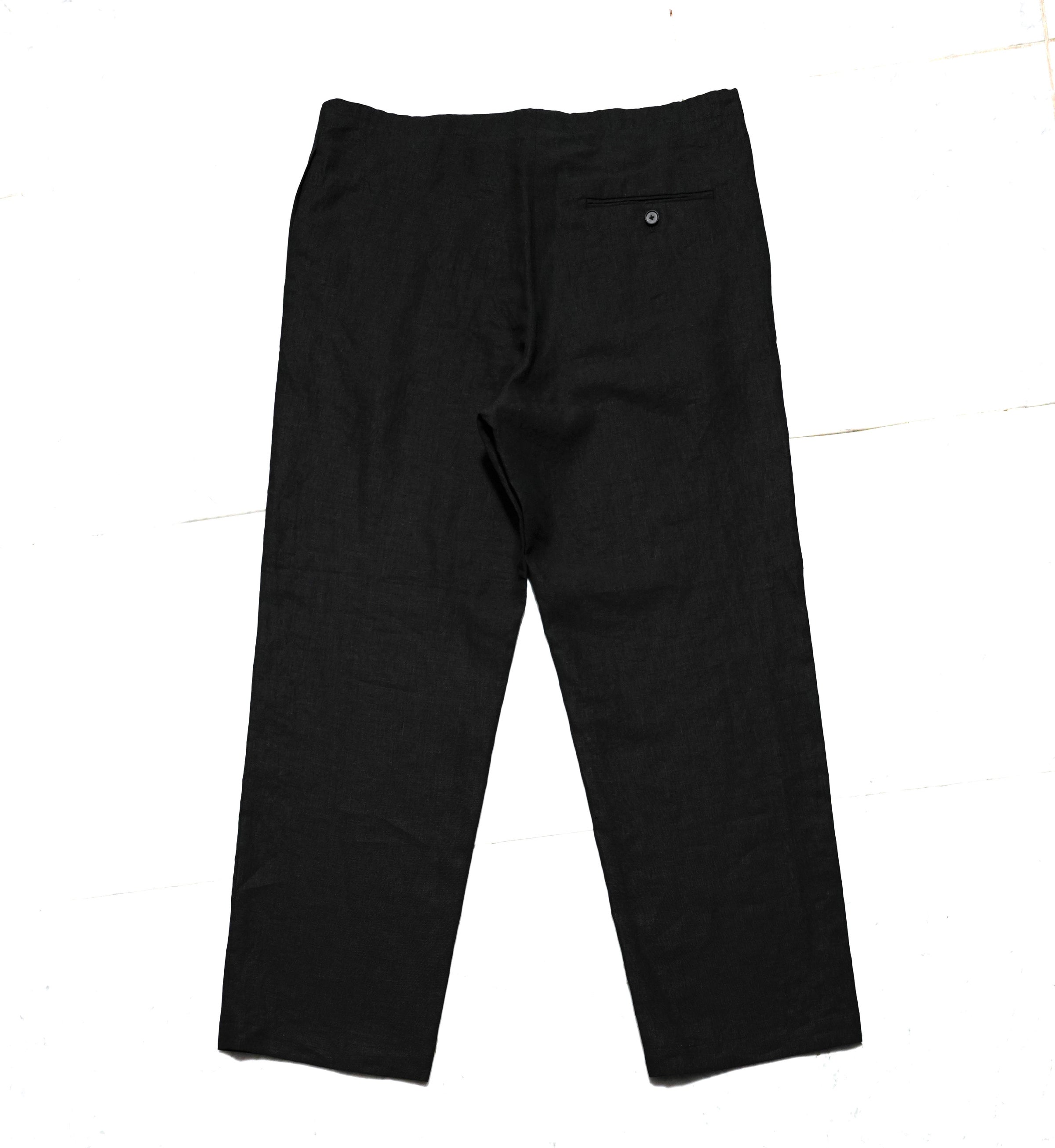 Alluka black sidhe linen by Algernon | SHINYA Alluka black sidhe linen by Algernon | SHINYA