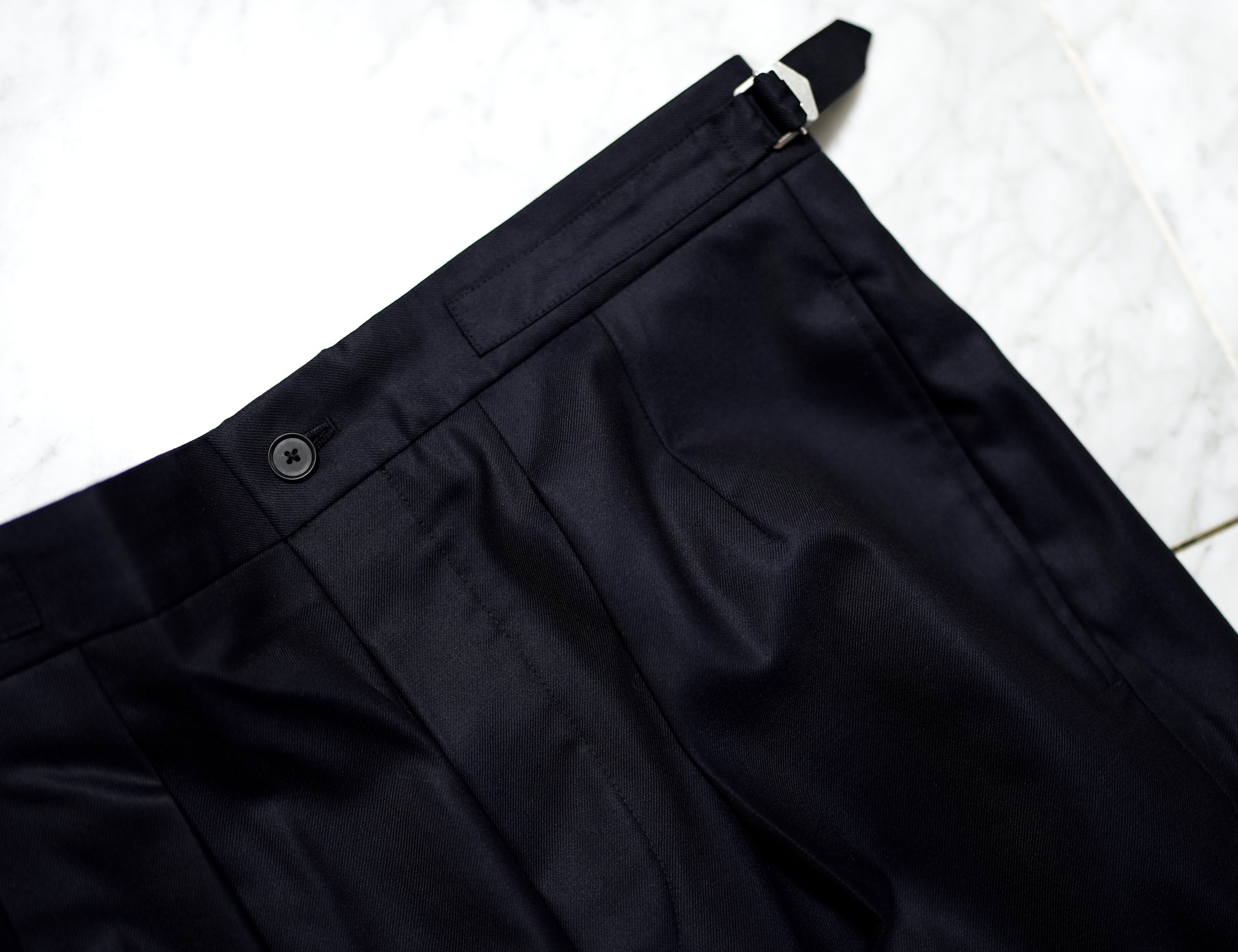 TROUSERS | SHINYA