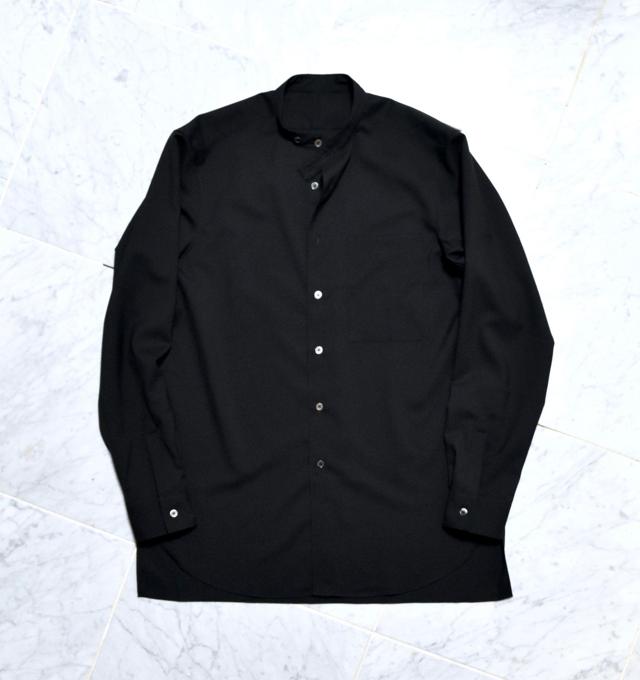 Astolfo black ebena wool | SHINYA